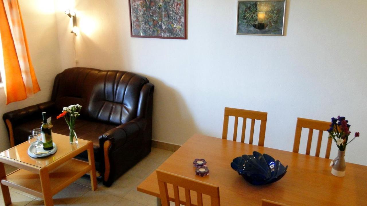 Holiday Home Apartment Tedo Klek Exterior foto