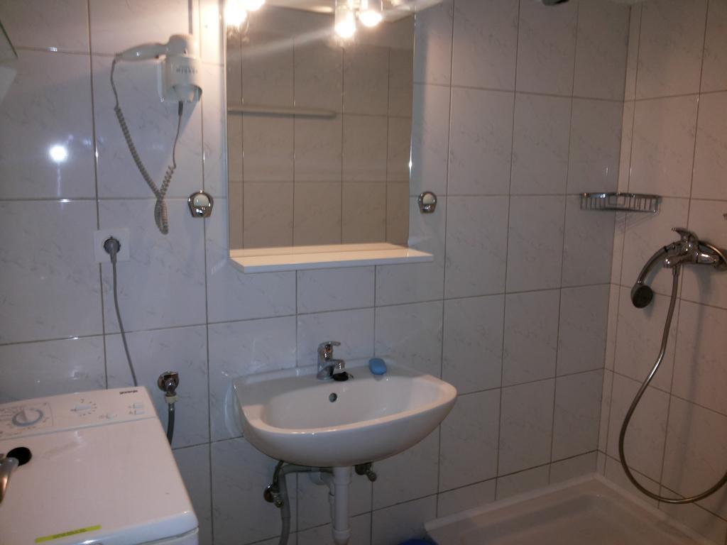 Holiday Home Apartment Tedo Klek Exterior foto